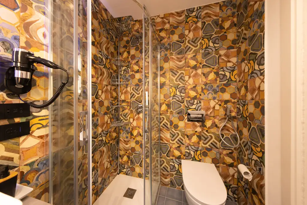Bagno Mont°6